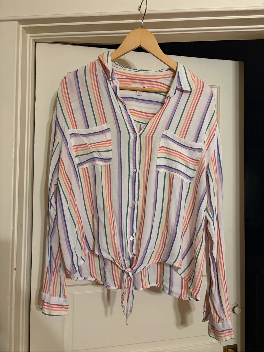 SO White Button-Front Tie Hem Striped Shirt